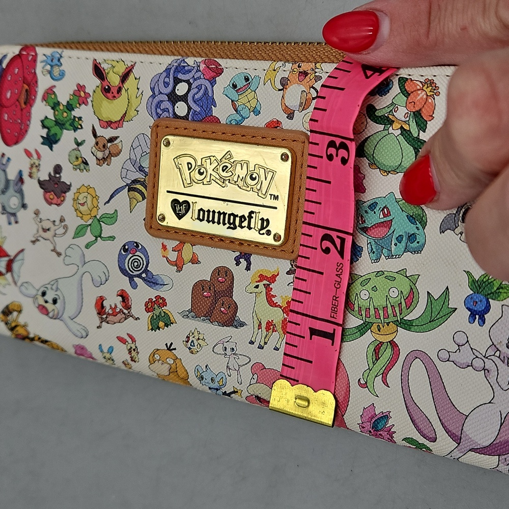 Loungefly Pokemon 151 Zip Wallet Rare ! Loungefly Rare Pokemon Wallet Flawed - Picture 10 of 11